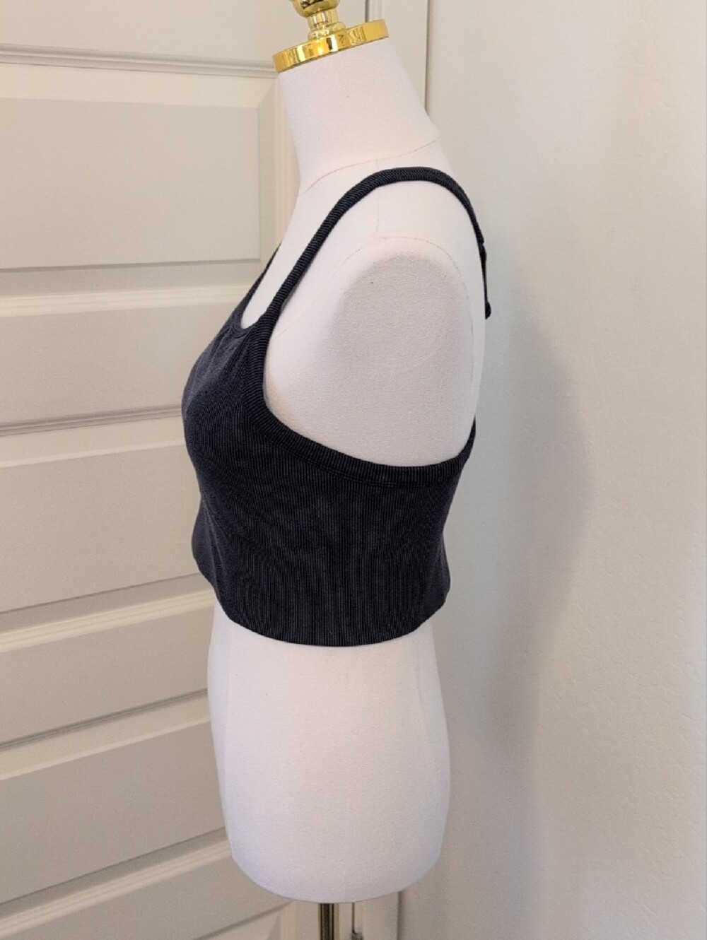 YOGALICIOUS Seamless Rib Illume Tank Bundle of 2 Ribbed Cross Back Bralette XL - Picture 3 of 11